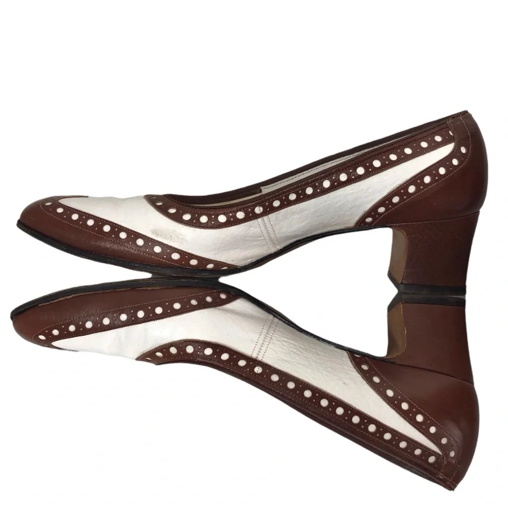 Vintage Selby Tornado Toast Wingtip Toe Shoes Size 8 Brown and White